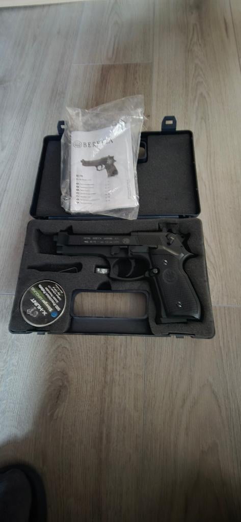 Pistolet à plomb gaz beretta, Enlèvement, Autres