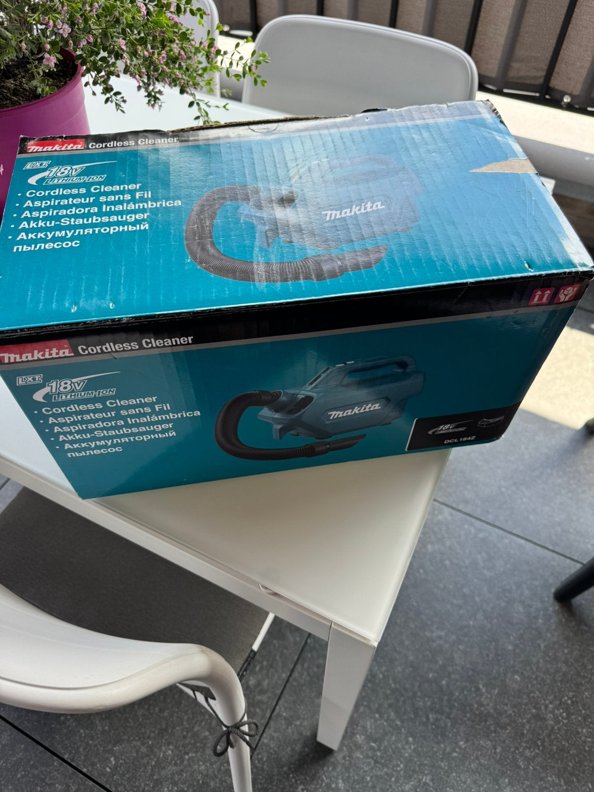 Makita handstofzuiger 18v DCL184Z, Doe-het-zelf en Bouw, Ophalen, Zo goed als nieuw