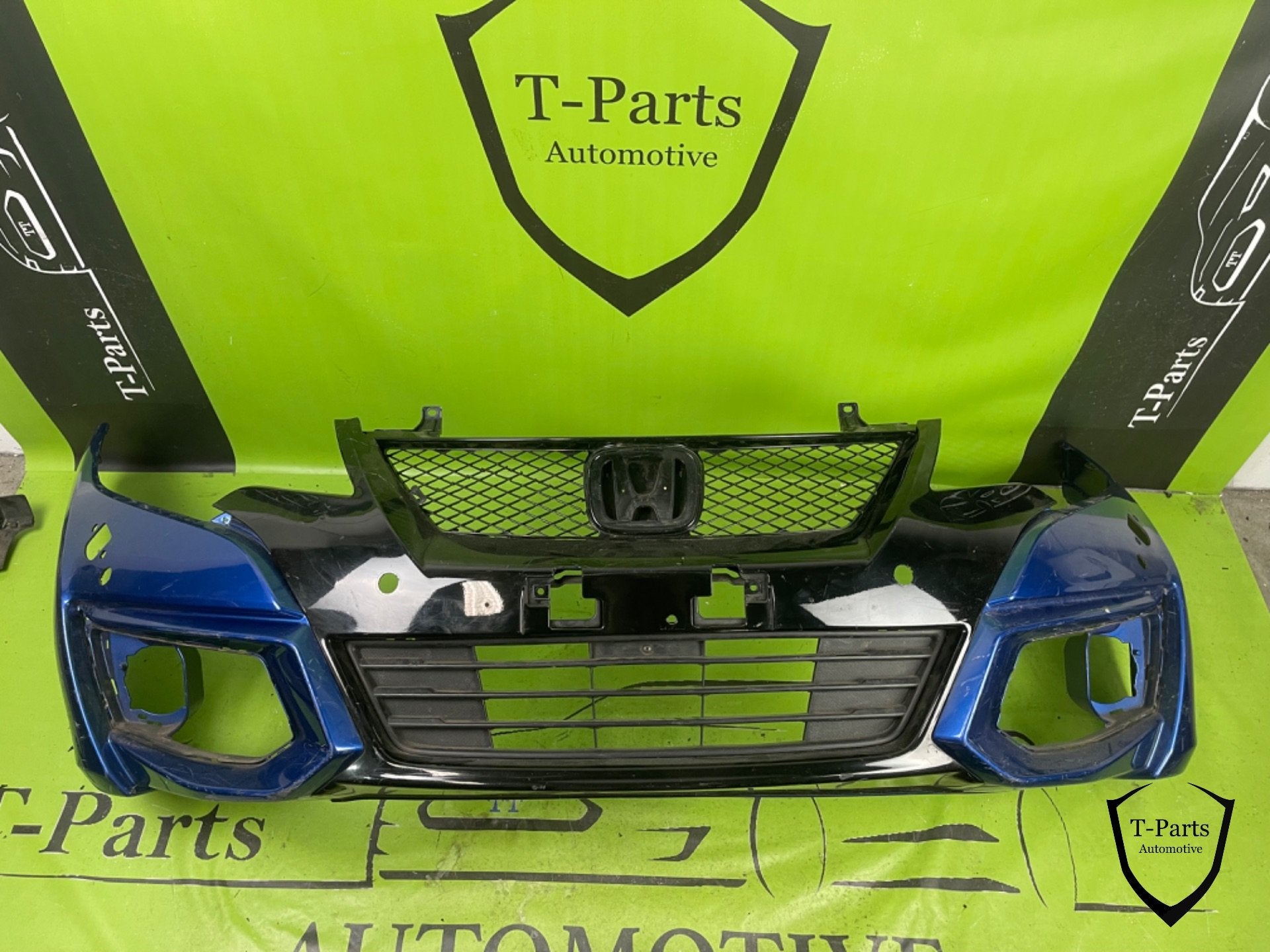 Honda civic voorbumper origineel bumper, Voor, Bumper, Fabrikantstraat 1
1000 AA  Amsterdam, Info@fabrikant.eu