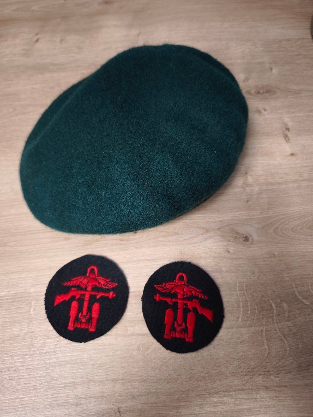Repro béret Commando et combined operation patch, Collections, Enlèvement ou Envoi