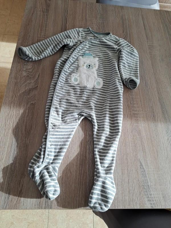 C&A pyjama met ijsbeer 92, Nacht- of Onderkleding, C&A, Jongen of Meisje, Ophalen of Verzenden