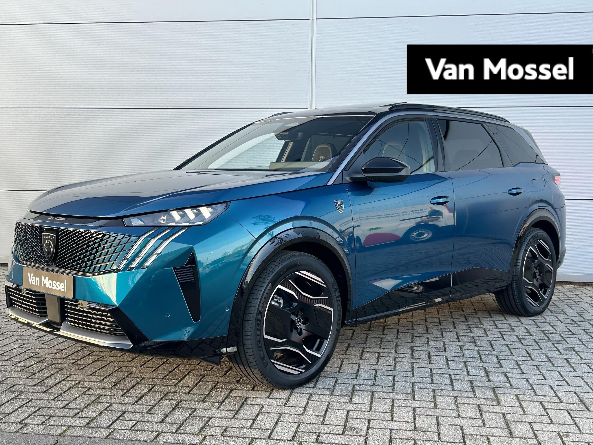 Peugeot 5008 e-5008 210 GT 5 seats +pano dak+alcantara, Autos, Peugeot, https://public.car-pass.be/vhr/f3a8977a-8ef1-40bf-965f-6d086087d1c5