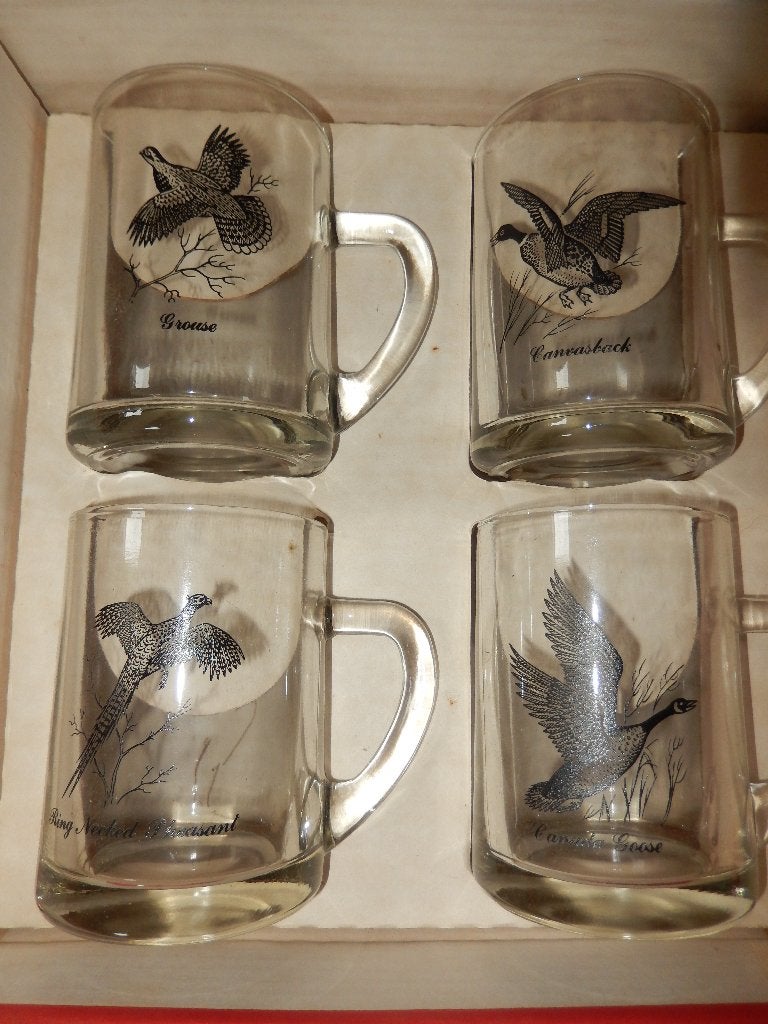 4 GLAZEN TASSEN MET VOGELPRINT, Ophalen of Verzenden, Nieuw, Overige typen