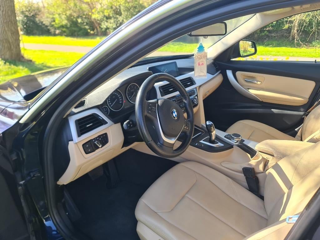 Bmw 316d F31 boite automatique 2017 pret a immatriculer., Autos, Cuir, 107 g/km, 5 portes, Automatique