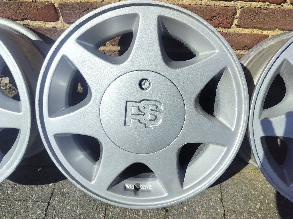 ORGINELE FORD RS VELGEN 14INCH 4X108, Autos : Pièces & Accessoires, Pneus & Jantes, 14 pouces, Véhicule de tourisme, Pneus été