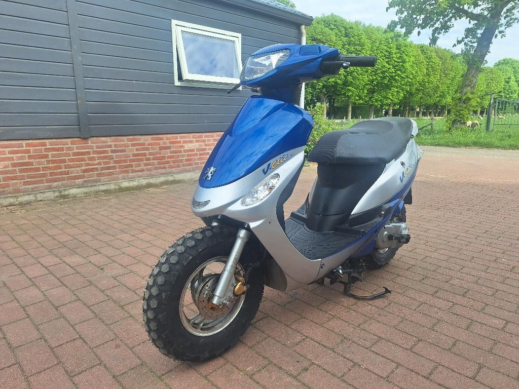 Peugeot V-Clic 2001 scooter brommer crossbrommer cross, Fietsen en Brommers, Ophalen, Gebruikt, Klasse B (45 km/u), 49 cc