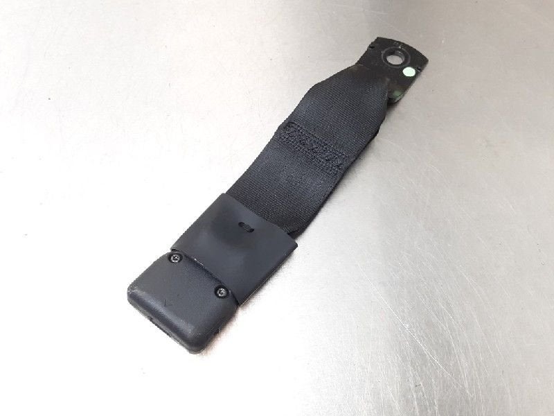 BOUCLE DE CEINTURE CENTRE ARRIÈRE Subaru Trezia (01-2011/-), Utilisé, Subaru