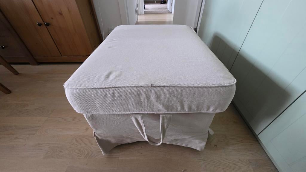 Ikea Ektorp voetsteun met opbergruimte, lichtbeige, Zo goed als nieuw, Rechthoek, Binnen