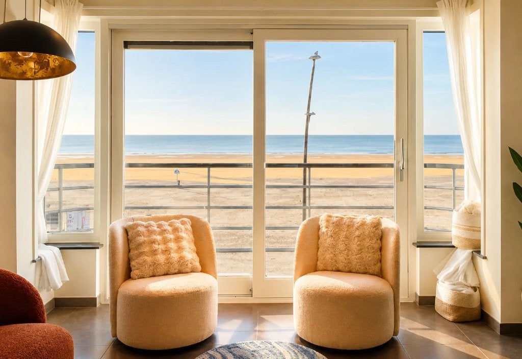 Appartement aan de Zeedijk met Frontaal Zeezicht in De Panne, Afwasmachine, 2 slaapkamers, Antwerpen of Vlaanderen, Appartement