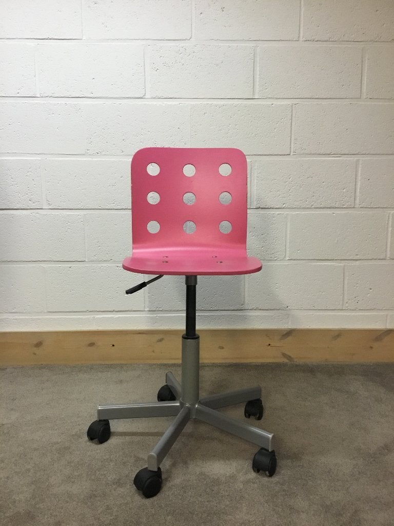 CHAISE DE BUREAU POUR ENFANT IKEA, Enfants & Bébés, Enlèvement, Utilisé, Autres types