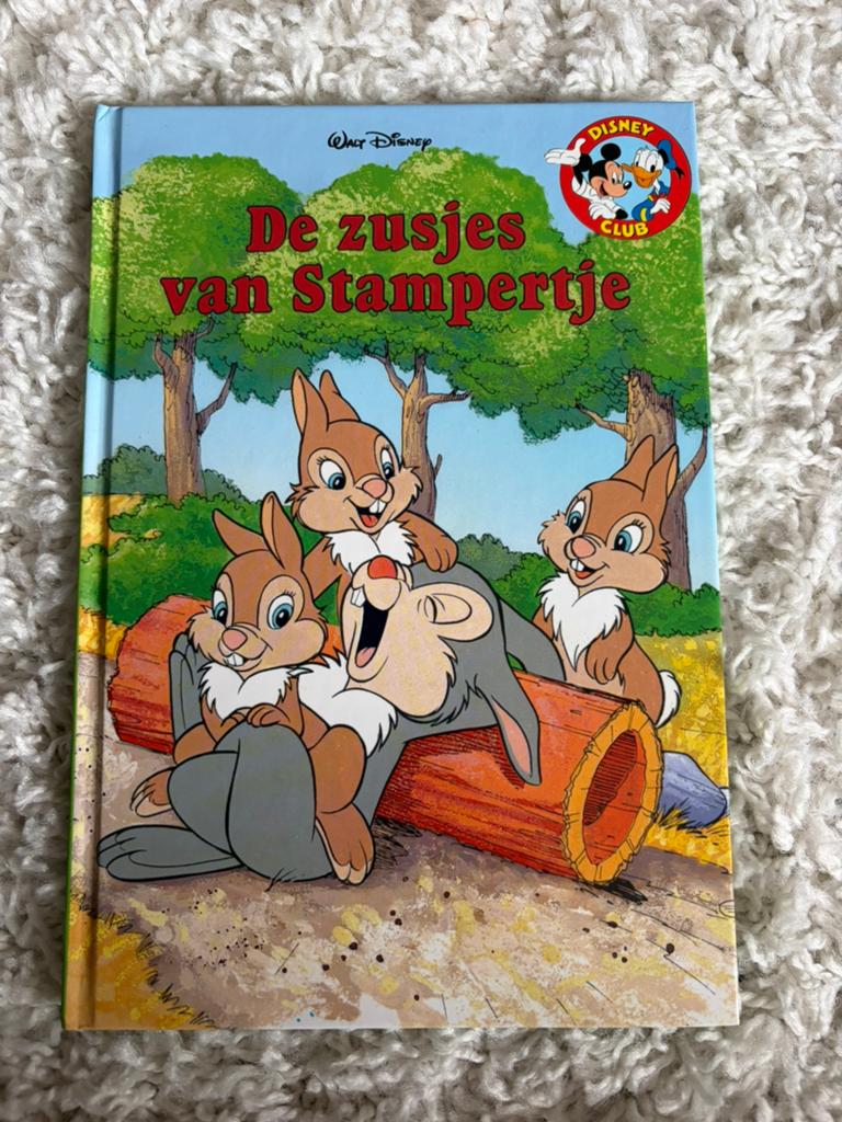 Disney club - De zusjes van Stampertje, Ophalen of Verzenden, Gelezen, Jongen of Meisje, Fictie algemeen
