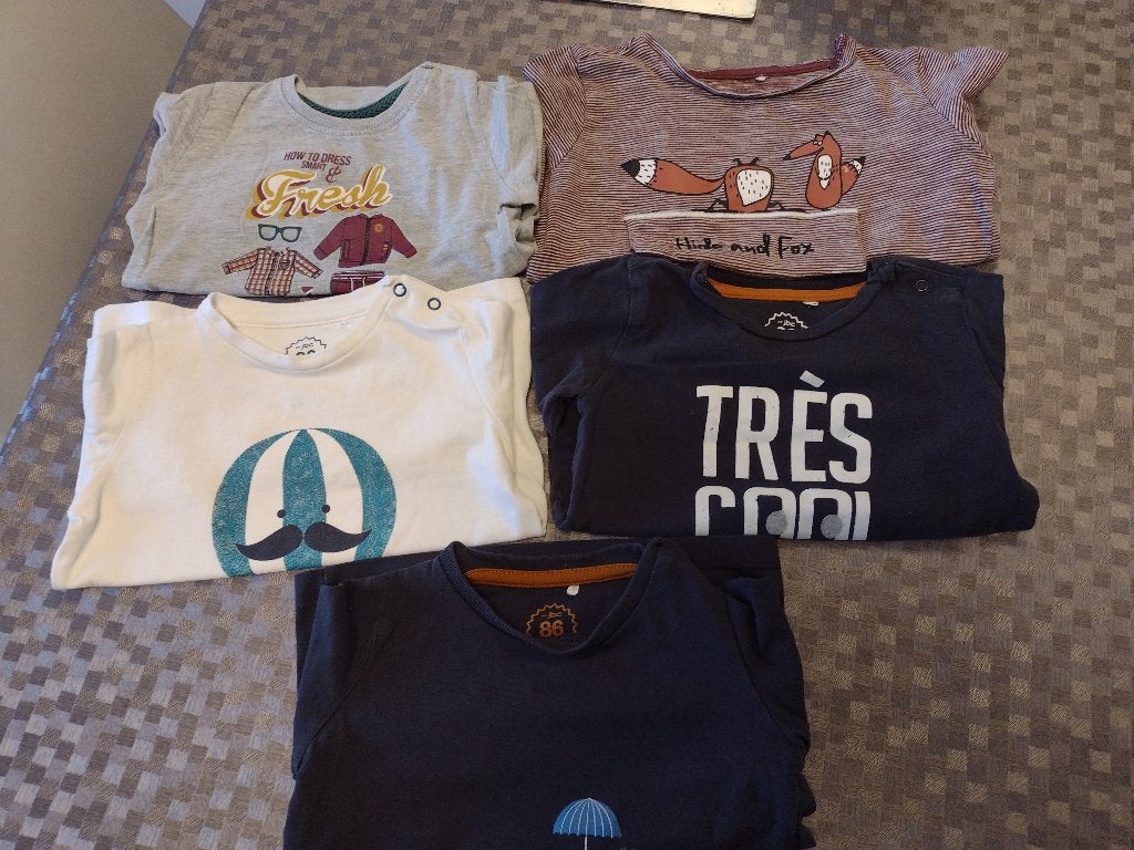1 à 5 t-shirts à manches longues - Taille 86 - Marque JBC, Enfants & Bébés, Vêtements de bébé | Taille 86, Garçon ou Fille, Comme neuf