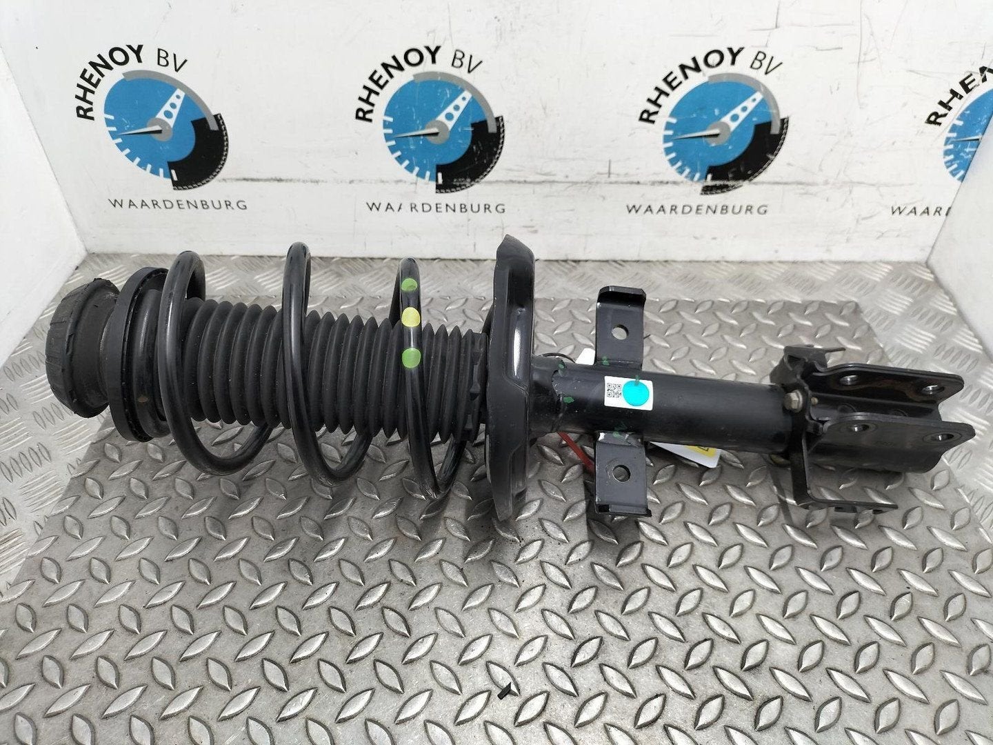 RENAULT CLIO MK5 B7 TECHNO VEERPOOT / SCHOKBREKER RV 2024, Enlèvement ou Envoi, Utilisé, ARN reconnu