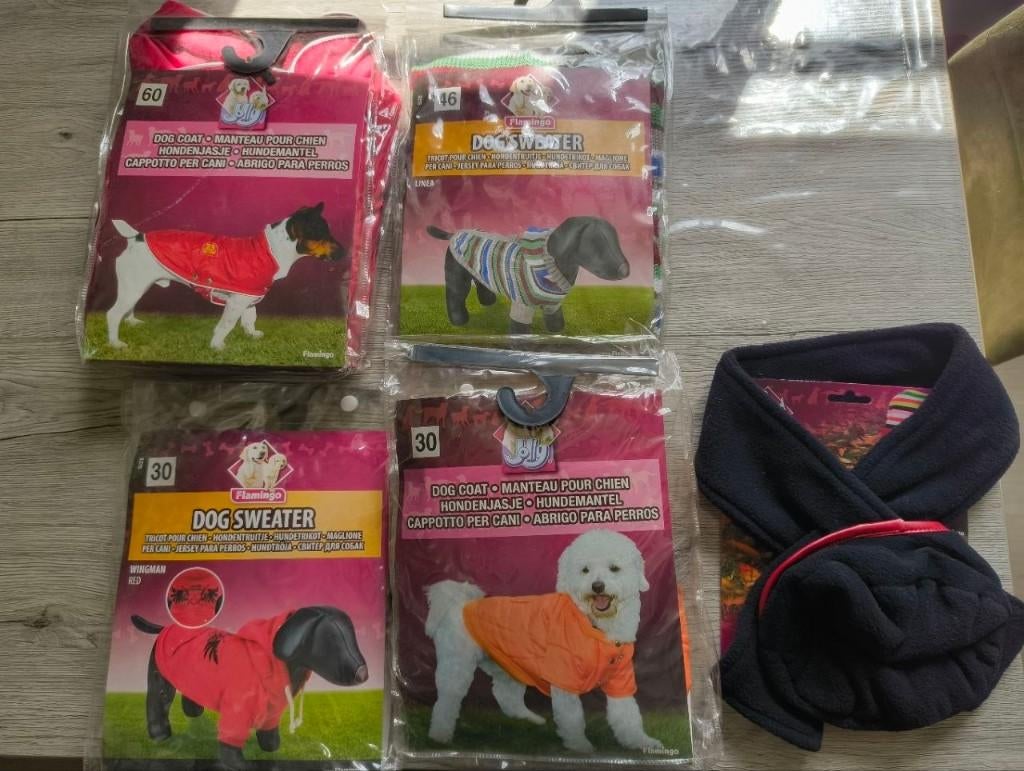 Nieuwe hondenjassen, Dieren en Toebehoren, Ophalen, Nieuw