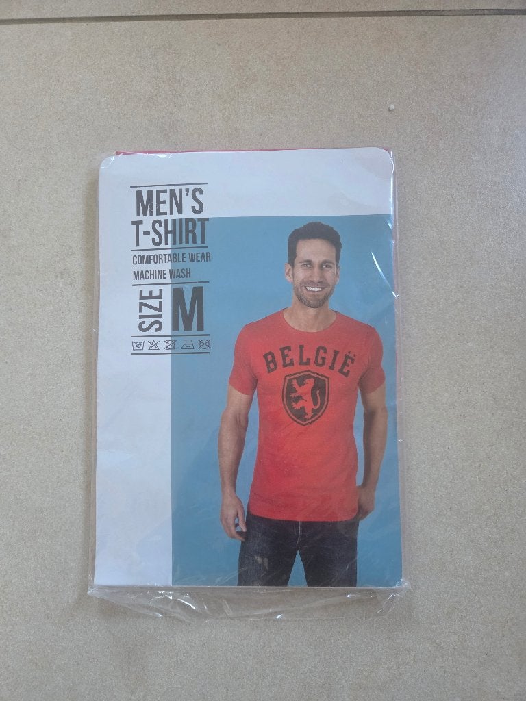 Tshirt " Diable Rouge"Taille M Neuf et emballé d'origine, Enlèvement, Autres, Taille 48/50 (M), Neuf