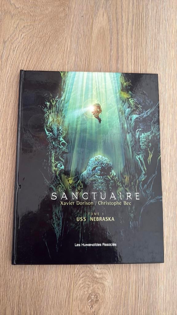 Sanctuaire tome 1 EO (cote 25 a 30 euros), Enlèvement, Utilisé