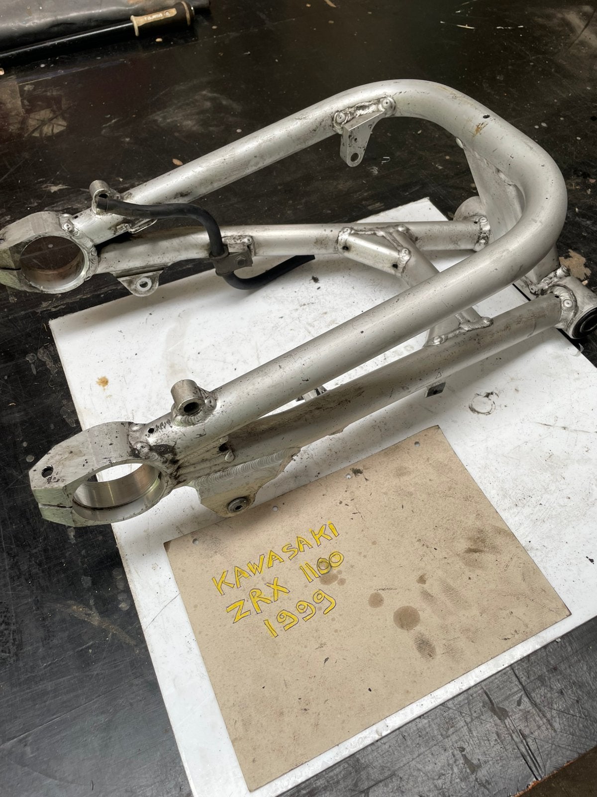 Achterbrug Swingarm Kawasaki ZRX 1100, Ophalen, Gebruikt