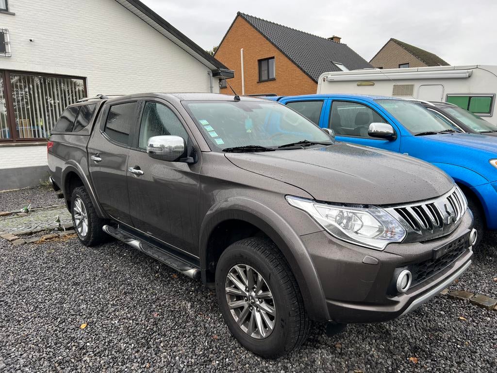 Wij kopen alle modellen *Mitsubishi L200* (ook met schade), Auto's, Mitsubishi, Bedrijf, Te koop, L200