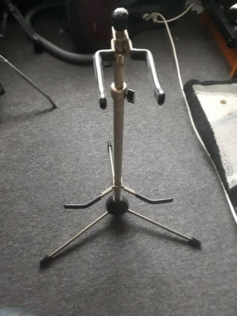 vintage gitaar standaarden (2), Muziek en Instrumenten, Standaarden, Ophalen of Verzenden, Gebruikt, Instrumentstandaard, Gitaar