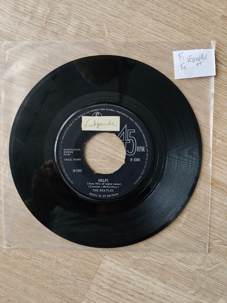 BEATLES HELP, Envoi