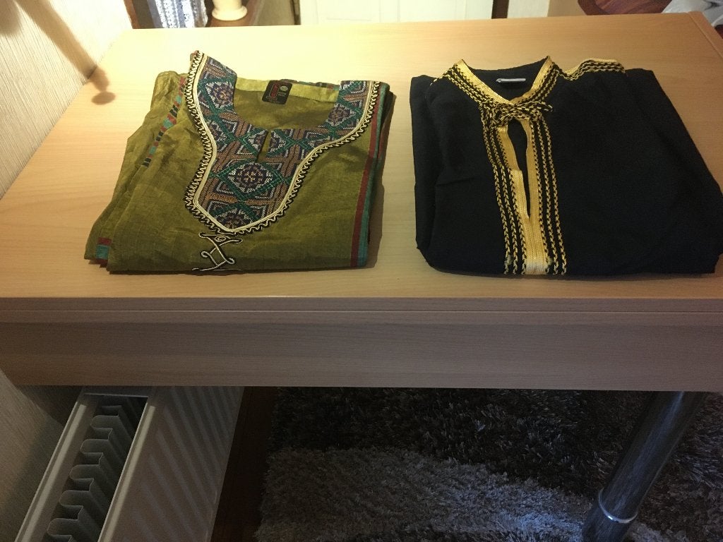 2 nouvelles caftans magnifiquement brodés -100 % coton-95€/2, Neuf, Taille 46/48 (XL) ou plus grande, Enlèvement ou Envoi, Hosam & saggy