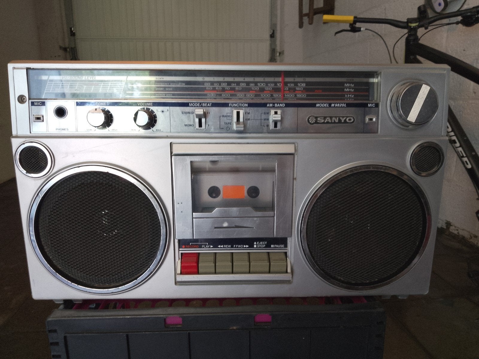 Sanyo retro radio M9820L vintage 80, Enlèvement ou Envoi, Utilisé, Radio