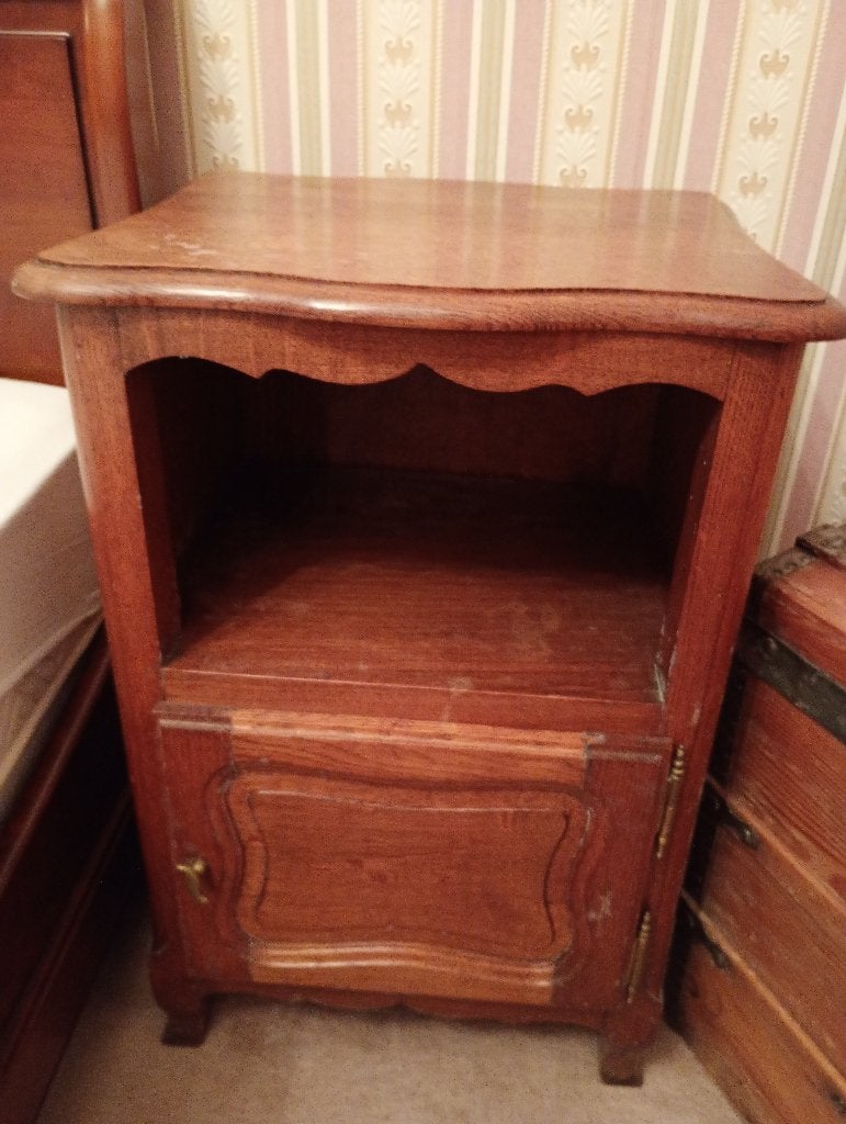 Table de chevet en bois, Enlèvement, Utilisé, Bois