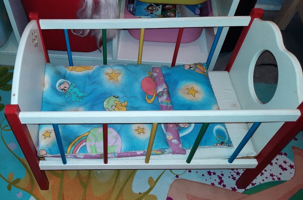 Ikea keukentje met bedje en teken boord, Enfants & Bébés, Jouets | Jouer aux cuisines, Enlèvement, Comme neuf, Bois, Jouer à la cuisine