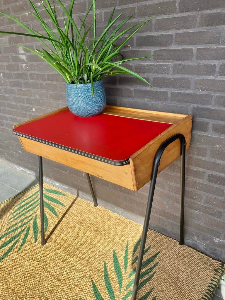 Vintage jaren60 schoolbankje/ bijzettafeltje, Huis en Inrichting, Ophalen, Gebruikt