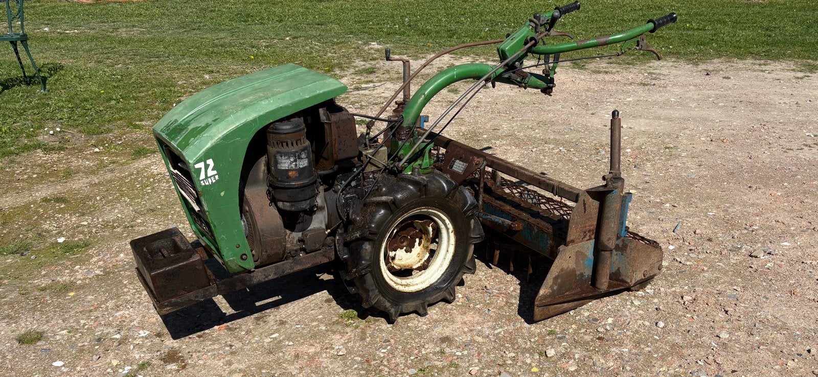 Motoculteur avec herse rotative, Enlèvement
