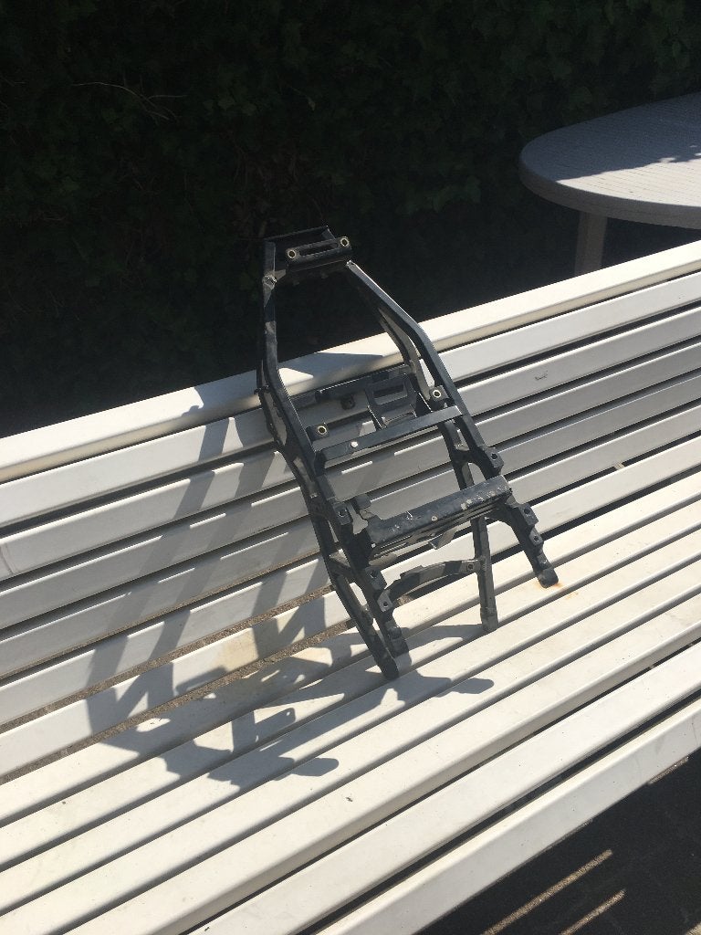 Buell XB9R 2003 subframe, Enlèvement