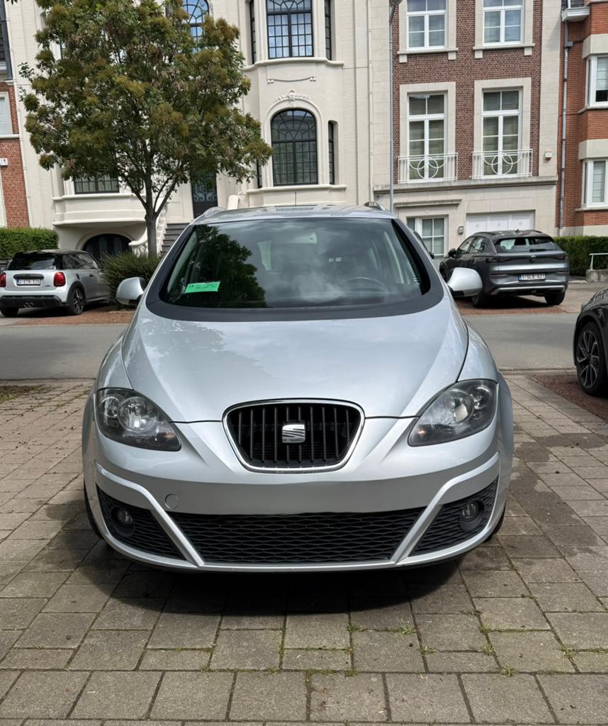 Seat Altea XL - 2012 - Diesel, Auto's, Seat, Euro 5, Zwart, Altea XL, Particulier
