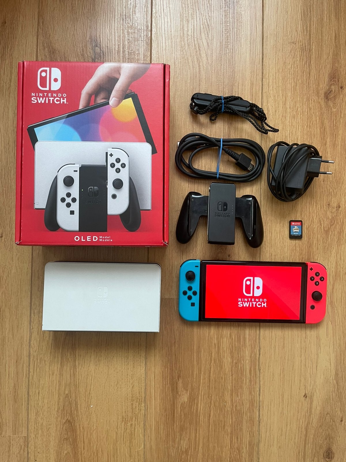 Nintendo Switch OLED met game, Verzenden, Zo goed als nieuw, Switch OLED, Met games