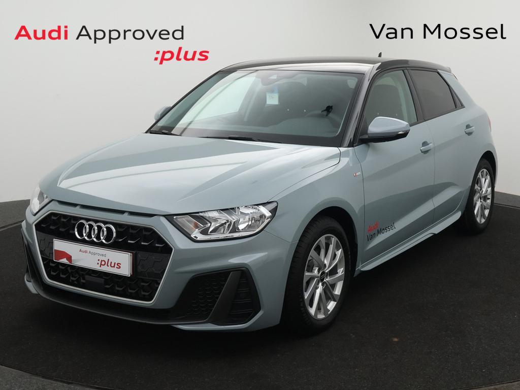 Audi A1 Sportback A1 Sportback 30 TFSI Prestige Edition S tr, Auto's, A1, Zilver of Grijs, 128 g/km, https://public.car-pass.be/vhr/ba76c152-774b-4cbb-af62-0acbdd513085