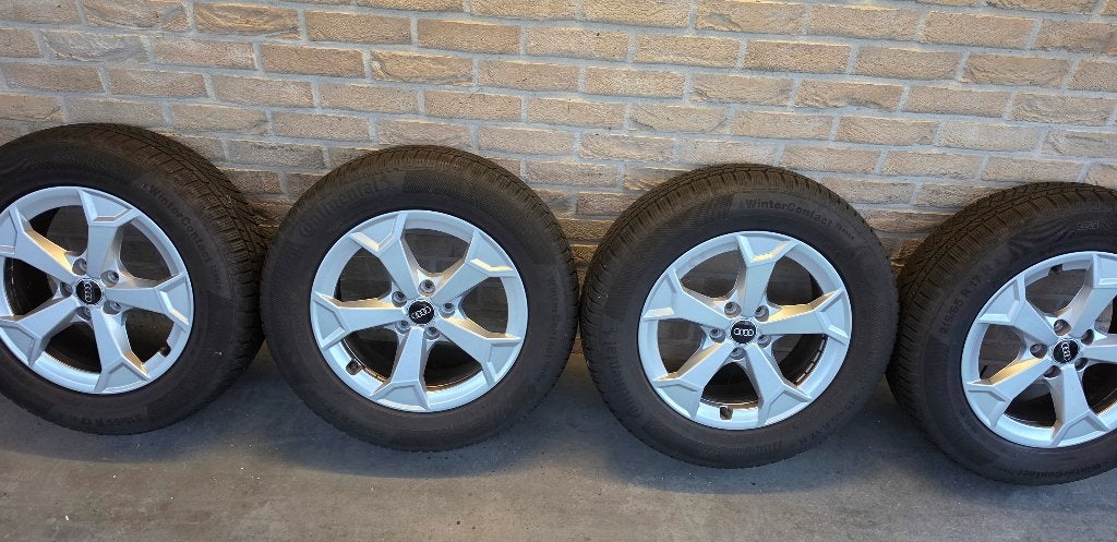 Audi Q3 F3 215/65 R17 winterkit, Auto-onderdelen, Ophalen, 215 mm, 17 inch, Winterbanden