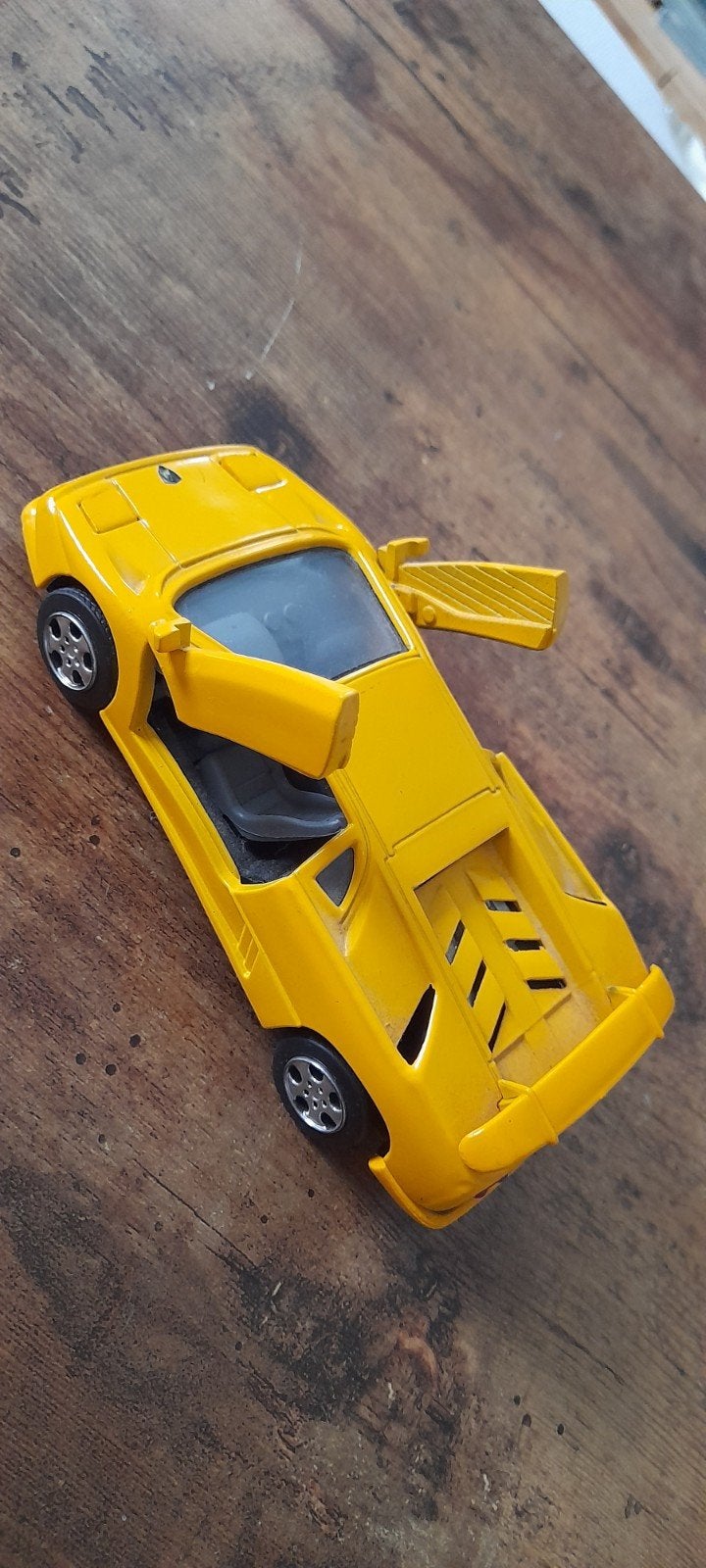 schaalmodel 1/32 lamborgini geel metaalkleur, Ophalen of Verzenden, Auto