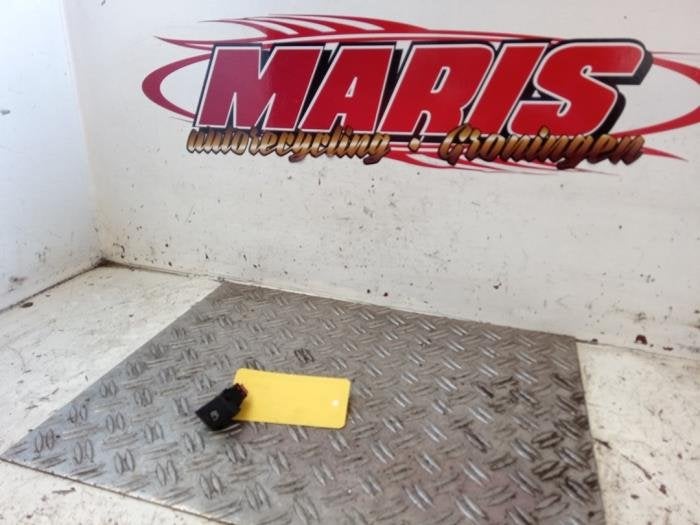 Commutateur clapet réservoir d'un Citroen DS5, -, 3 mois de garantie, Utilisé, -