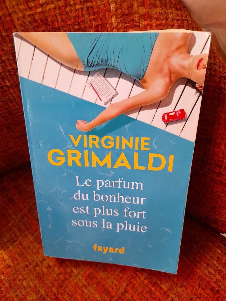 Le Parfum du Bonheur est plus fort sous la pluie., Livres, Enlèvement ou Envoi, Utilisé, Virginie Grimaldi