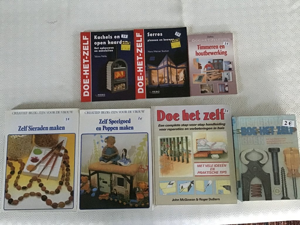 5 livres pour les bricoleurs et 12 pour les bricoleurs, Enlèvement ou Envoi, Comme neuf