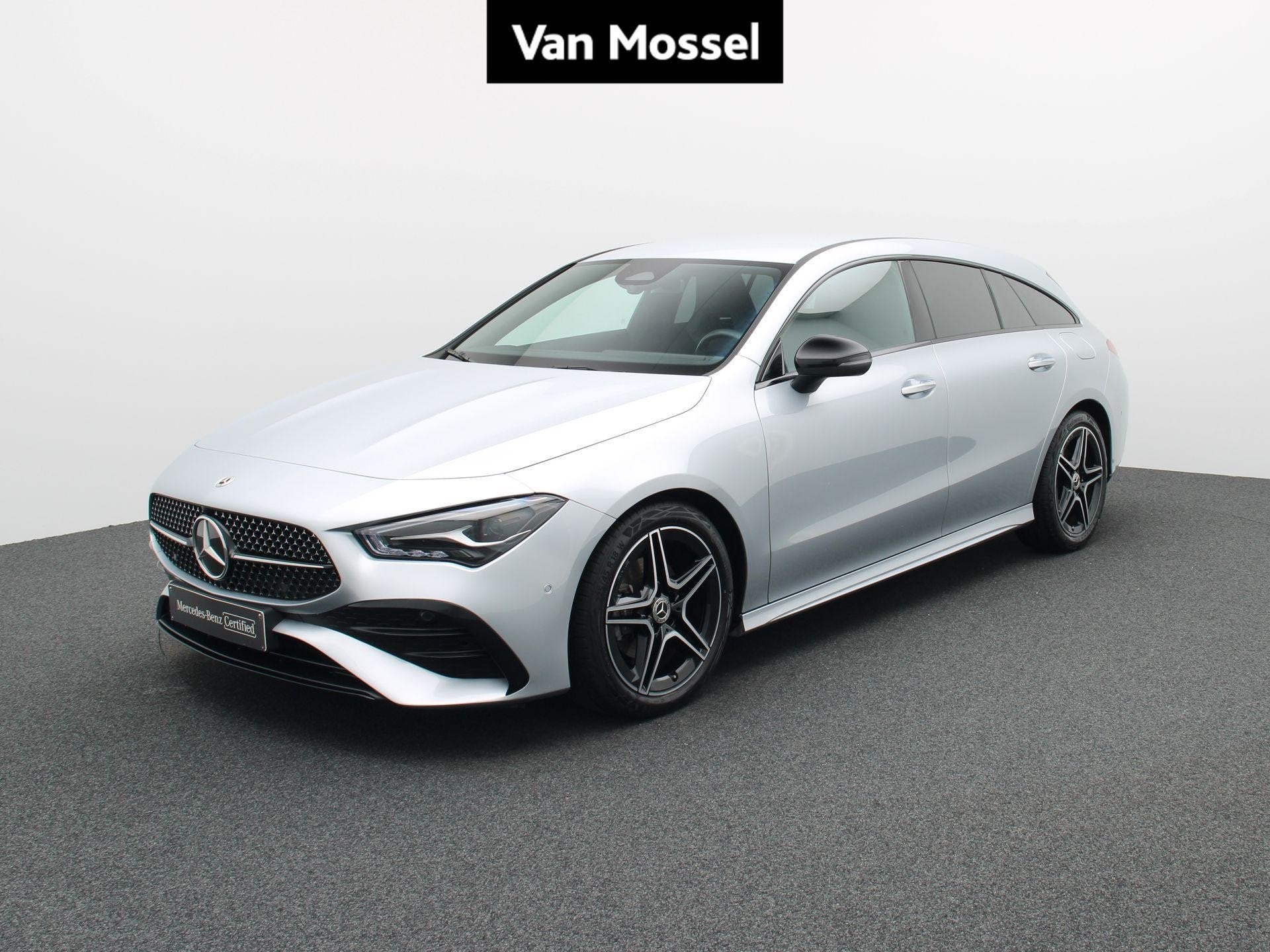 Mercedes-Benz CLA 180 AMG Line Shooting Brake + CARPLAY + LE, Auto's, Stof, Gebruikt, Zwart, 4 cilinders