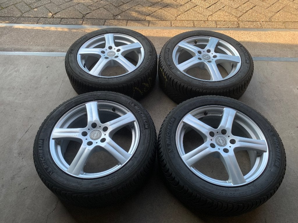 OPEL ASTRA J ZAFIRA VELGEN + BANDEN 225 50 R17 5X115, Enlèvement ou Envoi, Comme neuf