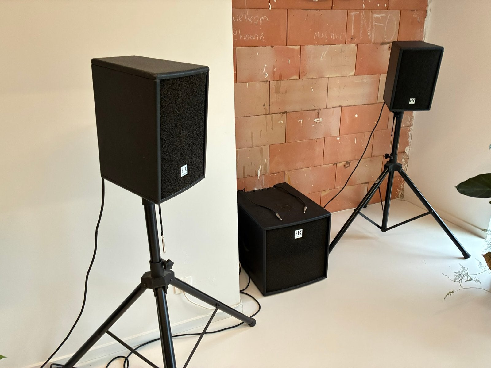 PA-geluidsinstallatie 900W HK Audio Lucas Performer, Enlèvement, Utilisé, 500 à 1000 watts, Sono