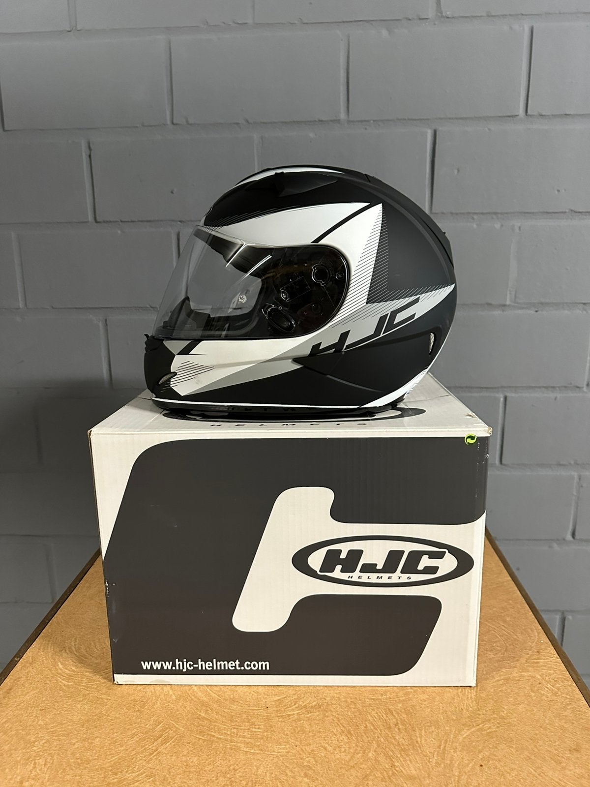 Motorhelm HJC TR-1 Zo goed als nieuw, Motoren, Ophalen, XS, HJC, Integraalhelm