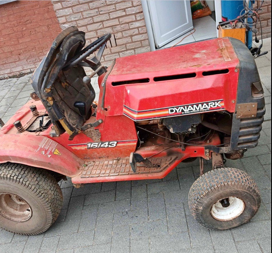 Zitmaaier voor opmaak gezocht, Enlèvement, Comme neuf