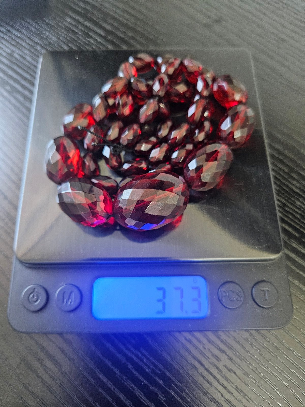 Cherry amber Bakelite facet 37,3 gram, Bijoux, Sacs & Beauté, Enlèvement ou Envoi