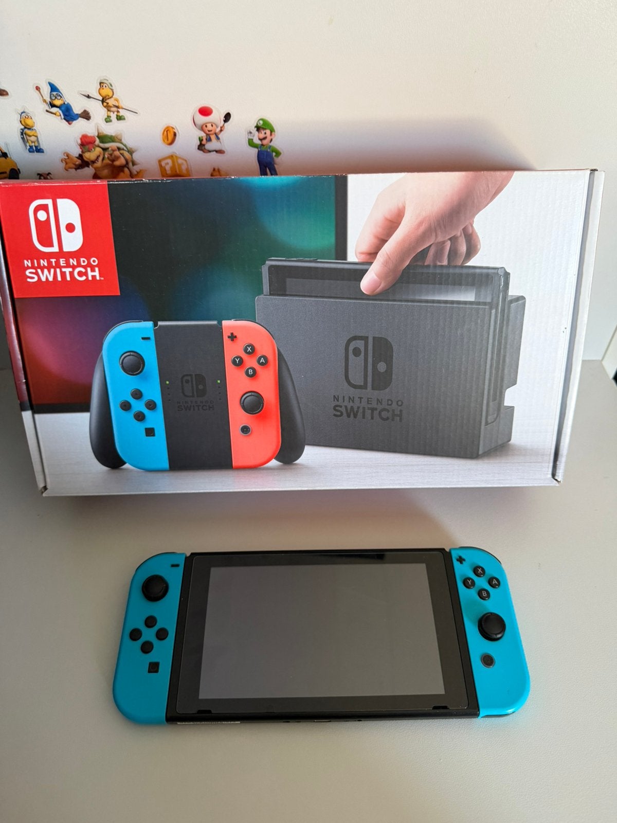 Nintendo Switch V1, Games en Spelcomputers, Spelcomputers | Nintendo Switch, Ophalen of Verzenden, Zo goed als nieuw