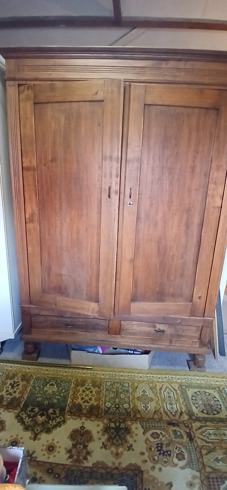 Armoire de hall, Enlèvement