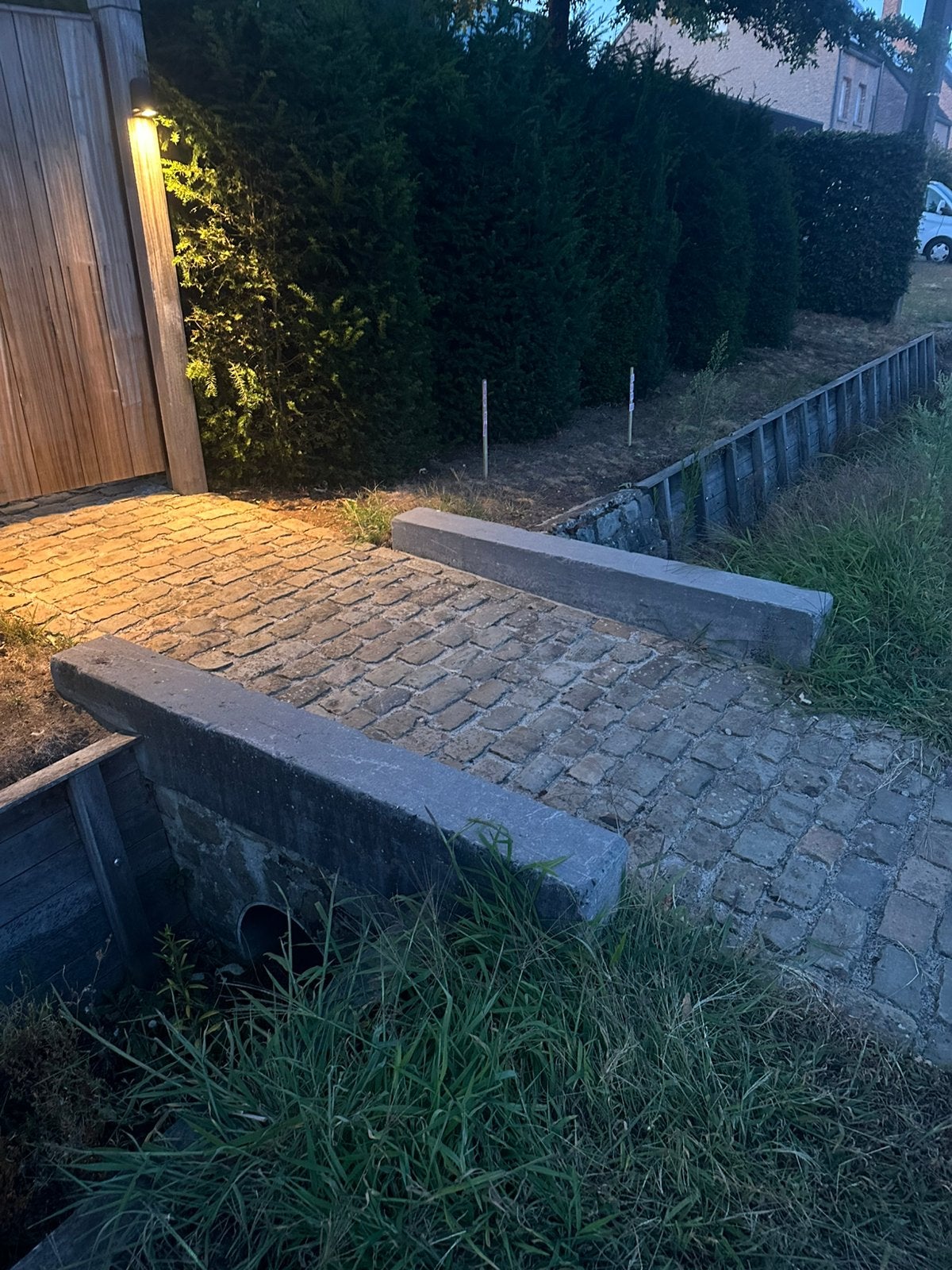 4 stuks rustieke boordstenen. Oude arduinen dorpel., Ophalen, Zo goed als nieuw