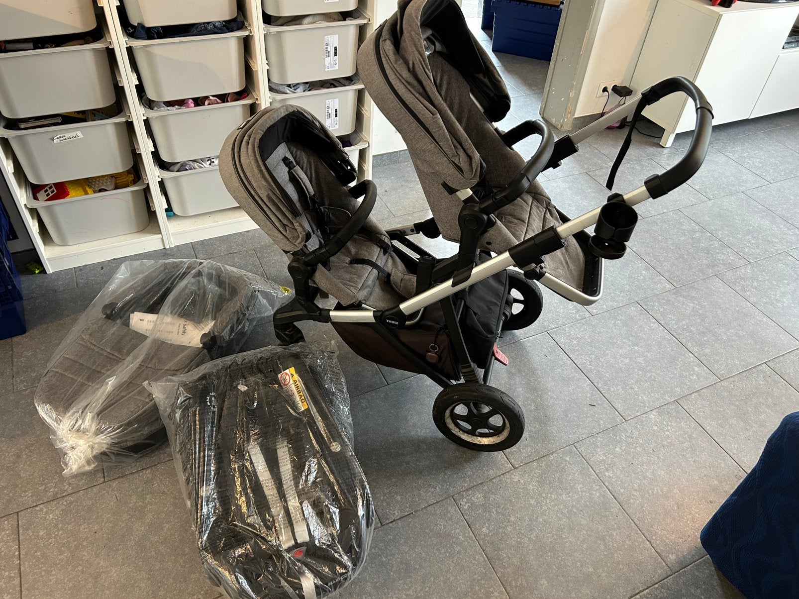 Thule sleek duo met Maxi Cosi Pebble, Enfants & Bébés, Poussettes & Combinaisons, Utilisé, Autres marques, Enlèvement