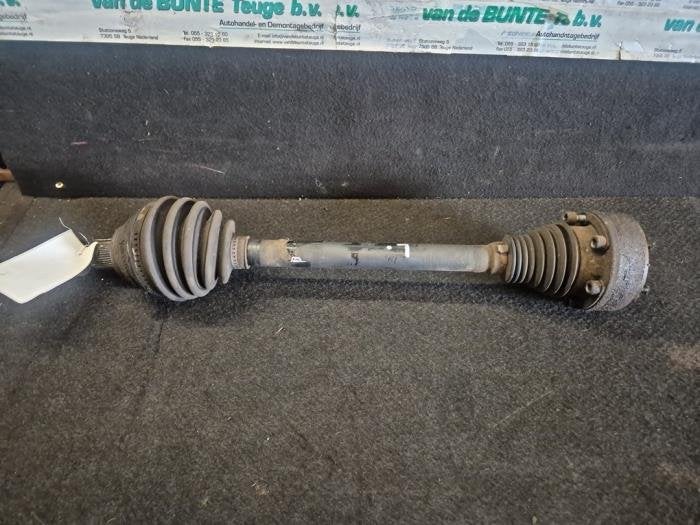 Arbre de transmission avant gauche d'un Seat Leon, -, 3 mois de garantie, Utilisé, -